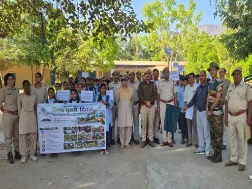 मांडवाडा खालसा में विश्व पृथ्वी दिवस पर कार्यक्रमों की धूम